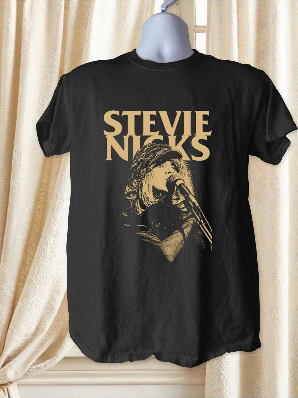 Stevie Nicks Graphic Tee Vintage Rock Music Shirt Boho Witchy Style Fan Gift